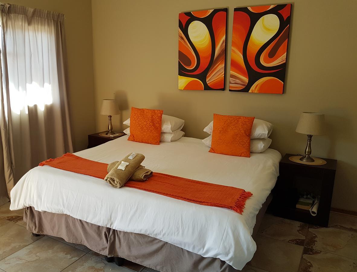 Mckala Guesthouse Kimberley Dış mekan fotoğraf