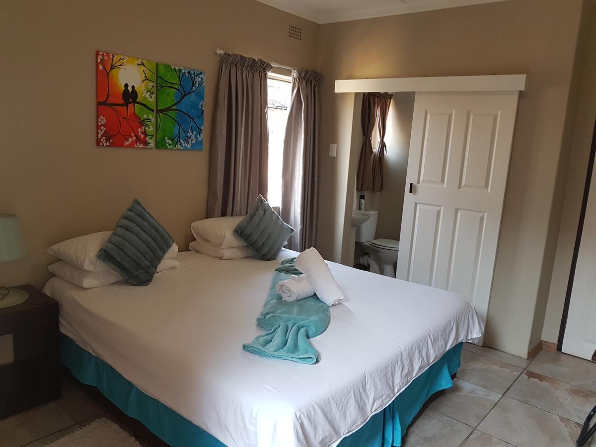 Mckala Guesthouse Kimberley Dış mekan fotoğraf